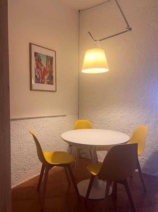 Olivetta House Holiday Монеглия Екстериор снимка
